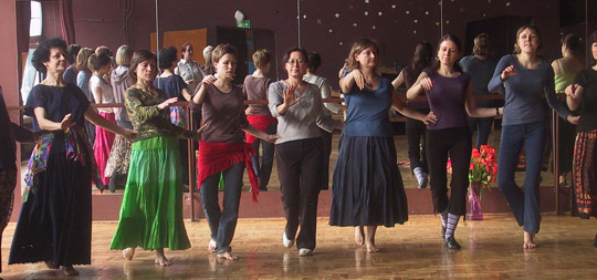 taniec w kręgu warsztaty dla kobiet